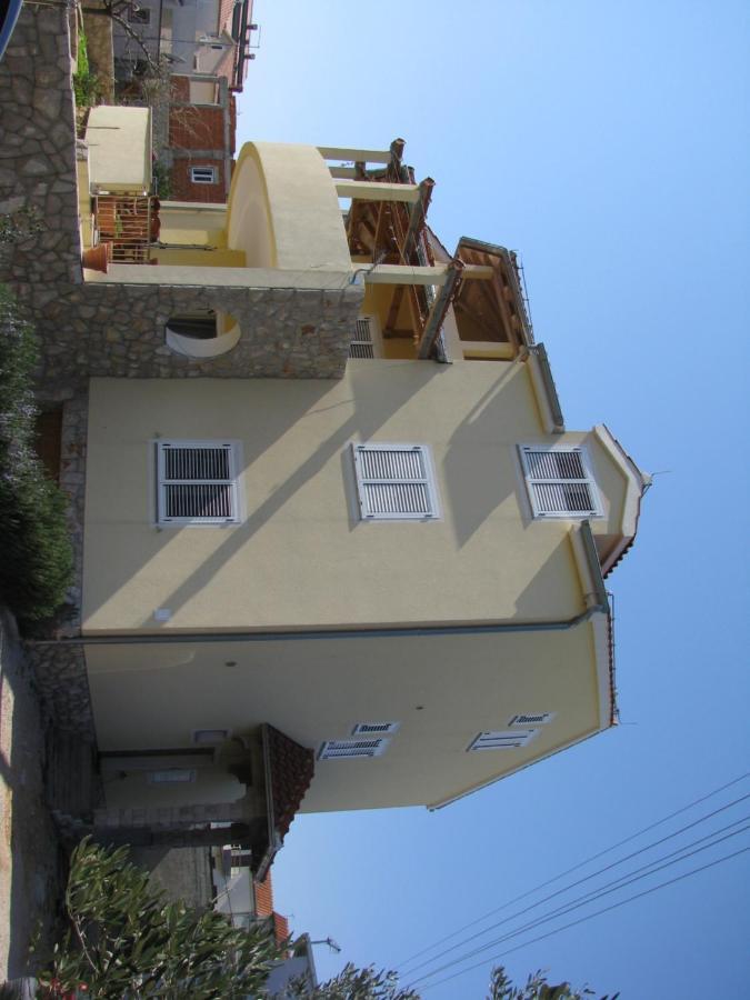 Apartment Megi Tribunj  Exterior photo